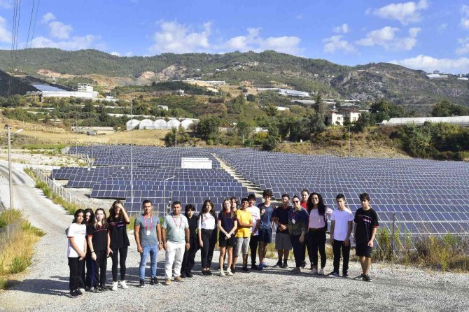 Liseli Öğrencilerden Ges’e Ziyaret