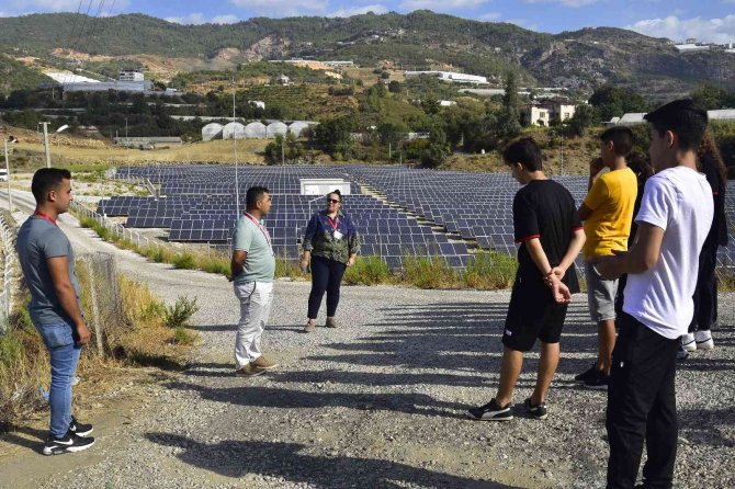 Liseli Öğrencilerden Ges’e Ziyaret