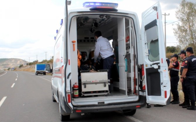 Tavşanlı’da Trafik Kazası: 3 Yaralı