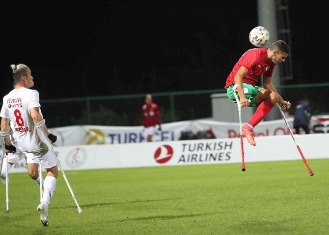 Ampute Mili Takımı, Yarı Finalde