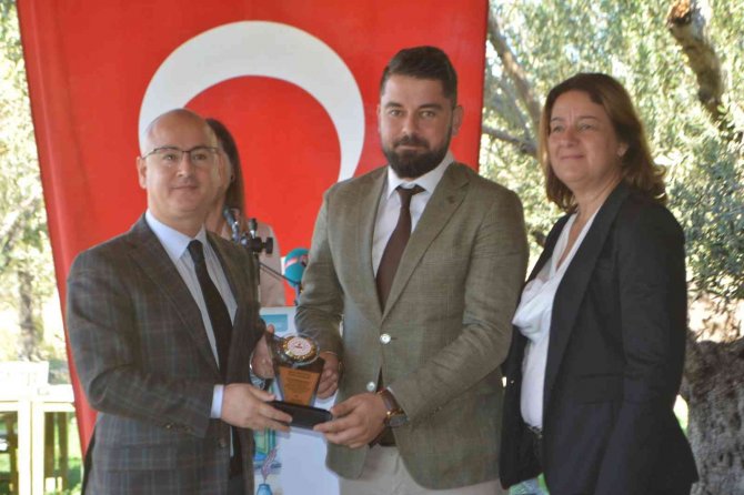 Öğrencilerden “Ayvalık Kıyılarından Öyküler” Kitabı