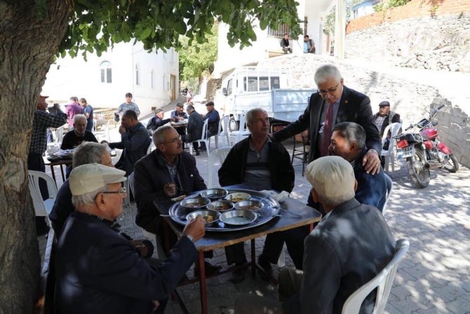 Burhaniye Yaylacık’da Köy Hayrı Düzenlendi