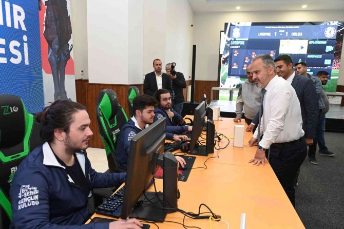 Bursa’ya ‘Burs’ Ödülünü Cumhurbaşkanı Erdoğan Verdi