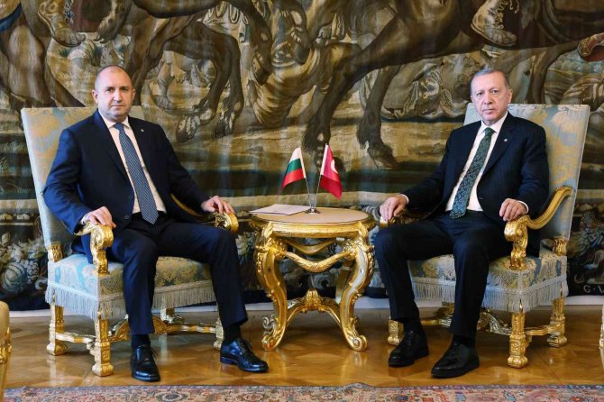 Cumhurbaşkanı Erdoğan, Bulgaristan Cumhurbaşkanı Radev İle Görüştü