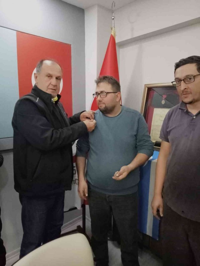 Yalova’da İ̇yi̇ Parti’den İstifa Eden 4 Kişi Daha Mhp’ye Katıldı