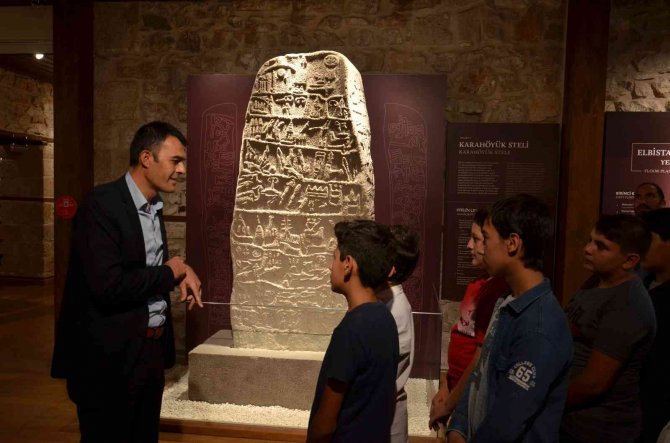 Kırsal Mahallelerdeki Öğrenciler Müzede Tarih Yolculuğuna Çıktı