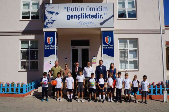 Marmaris’te En Çok Pil Toplayan Okullar Ödüllendirildi