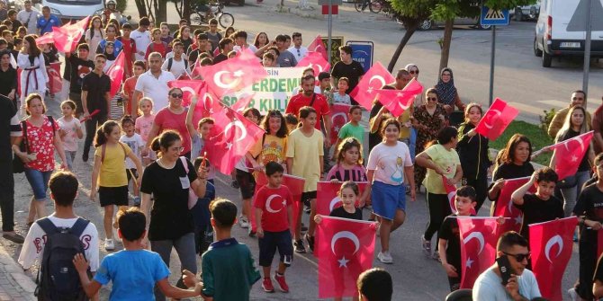 Sporcular ’Amatör Spor Haftası’nı Yürüyüşle Kutladı