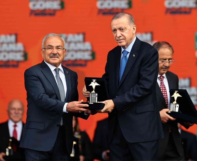 Cumhurbaşkanı Erdoğan’dan Başkan Güler’e ‘Gençlik Ödülü’