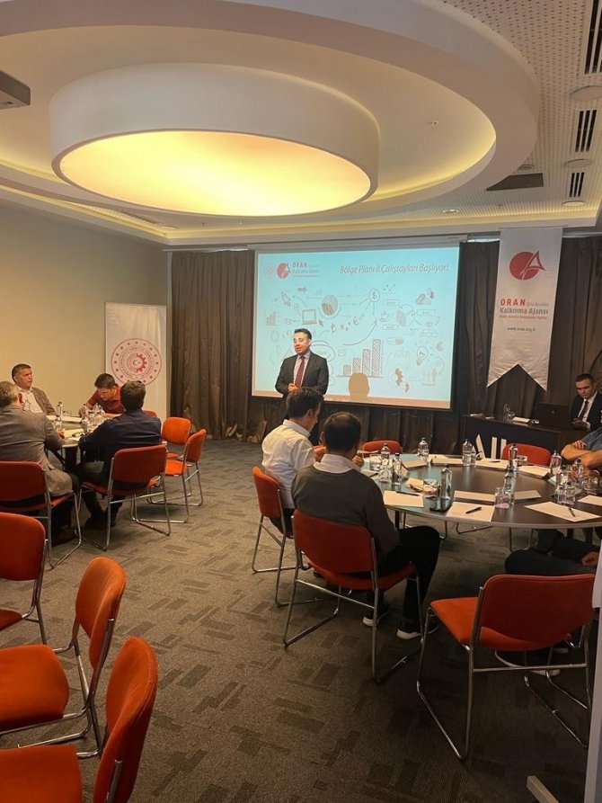 Oran Kalkınma Ajansı’nda Bölge Planı Çalıştayları Düzenlendi