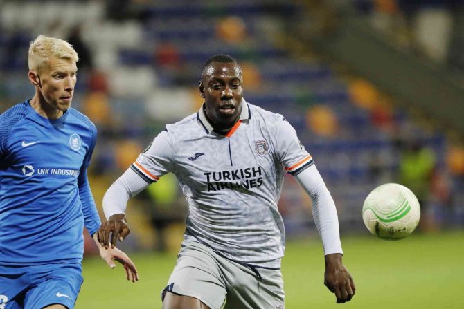 Uefa Konferans Ligi: Rigas Fs: 0 - Başakşehir: 0 (İ̇lk Yarı)