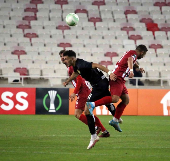 Uefa Konferans Ligi: Sivasspor: 3 - Ballkani: 4 (Maç Sonucu)