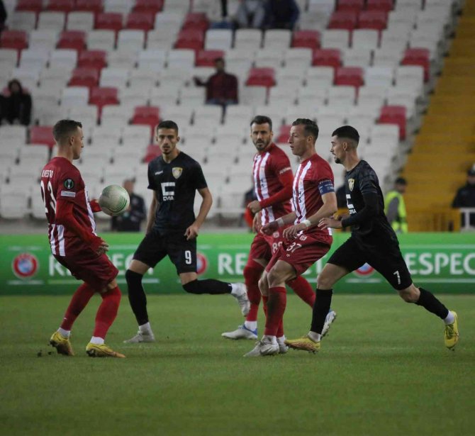 Uefa Konferans Ligi: Sivasspor: 1 - Ballkani: 0 (Maç Devam Ediyor)