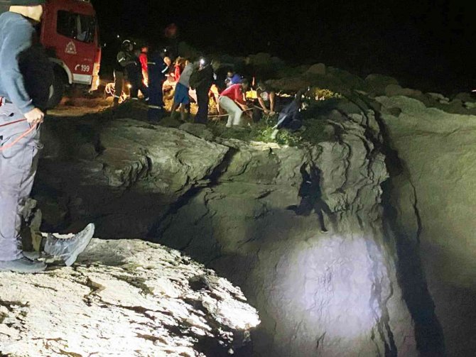 Midilli’de Facia: 17 Göçmen Öldü, 14 Kişi Kayıp