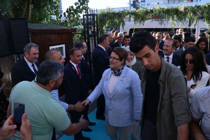 Bakan Yanık: "2050 Yılında Her 5 Kişiden Birinin 65 Yaş Ve Üzeri Olacağı Öngörülüyor"