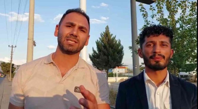 Babasını Kazada Kaybeden Genç İsyan Etti