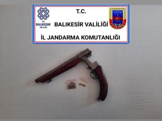 Balıkesir’de Jandarma Suçlulara Göz Açtırmıyor