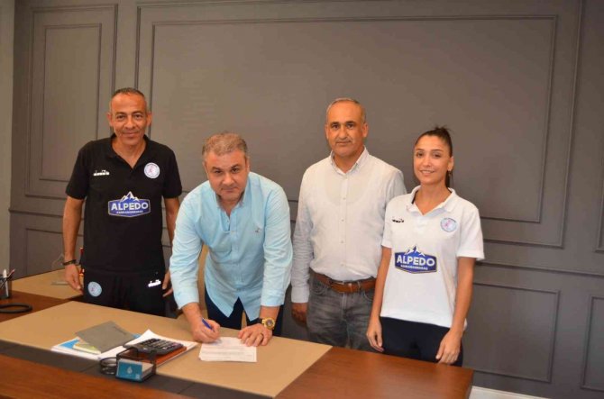 Sular Sağlık Grubu, Alpedo Voleybol Takımının Sağlık Sponsoru Oldu