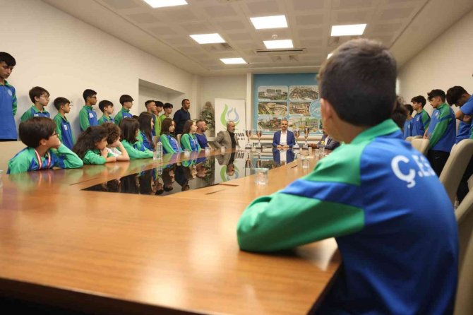 Çesk, Bölgenin En Çok Kupa Kazanan Takımı Oldu