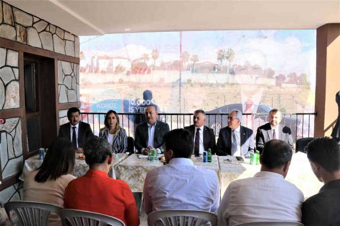 Bakan Çavuşoğlu Toki̇ Tarafından Teslim Edilen Evleri Gezdi