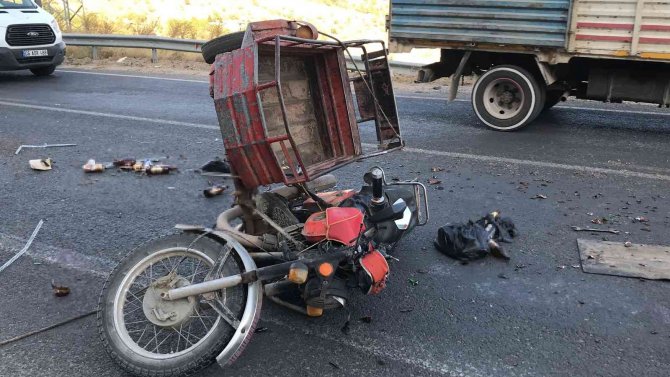Elazığ’da Motosikletler Çarpıştı: 2 Yaralı