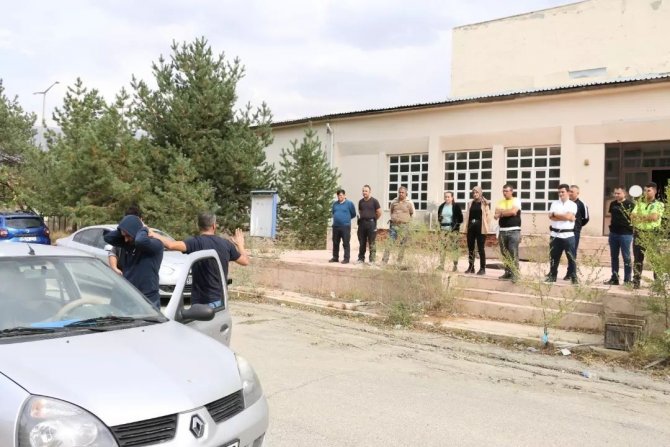 Erzincan’da Polislere Terör Ve Asayiş Olaylarına Müdahale Eğitimi