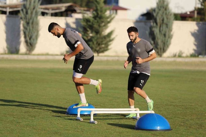 Nazilli Belediyespor, Bayburt Maçı Öncesi Antrenmanlara Başladı