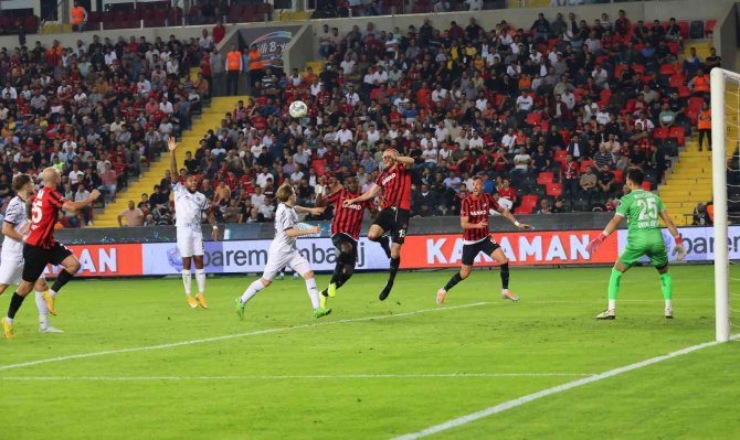 Spor Toto Süper Lig: Gaziantep Fk: 1 - Adana Demirspor: 1 (Maç Sonucu)