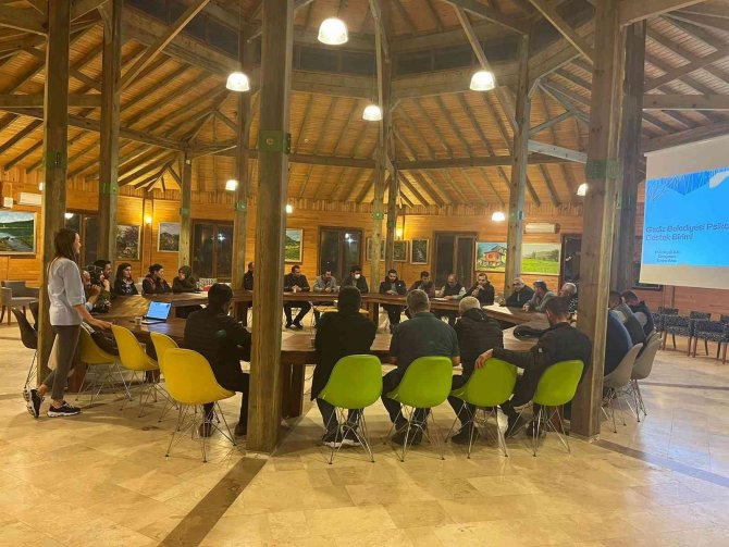 Belediye Personeline Hizmet İçi Eğitim