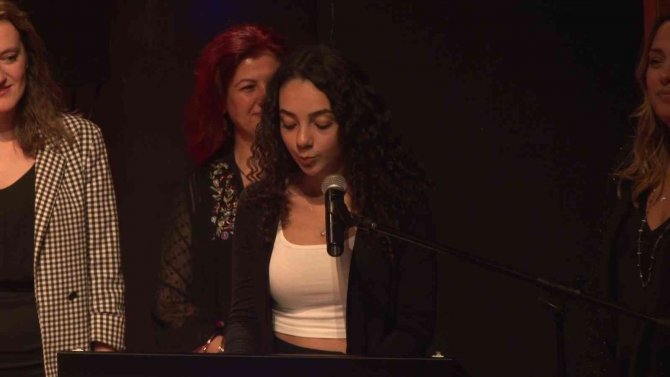 Kartal, 6. Uluslararası Kadın Şiiri Festivali’ne Ev Sahipliği Yaptı