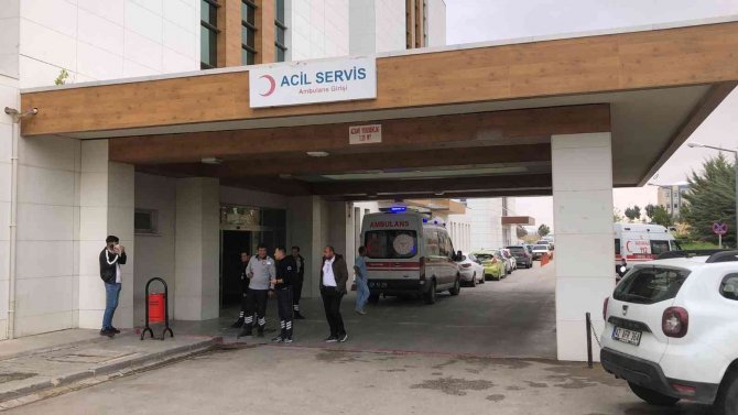 Karaman’da Çobanların Üzerine Yıldırım Düştü: 1 Ölü, 1 Yaralı