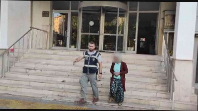 23 Yıl Kesinleşmiş Cezası Olan Kadın Yakalandı