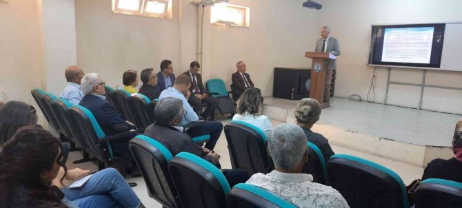 Milli Eğitim Müdürü Dikici Sarıgöl’de Öğretmen Ve Öğrencilerle Buluştu