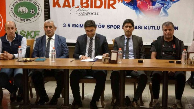 Müdür Taşdemir, Spor Camiasıyla Bir Araya Geldi