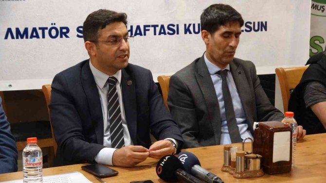 Müdür Taşdemir, Spor Camiasıyla Bir Araya Geldi