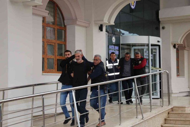 Arkadaşını Otoparkta Öldüren Katil Zanlısı Kaçma Planı Yaparken Yakalandı