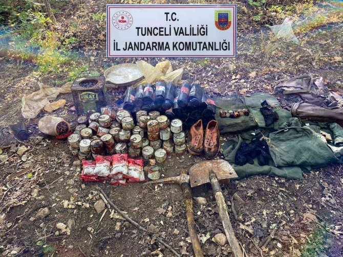 Tunceli’de Teröristlerin İnlerine Girildi