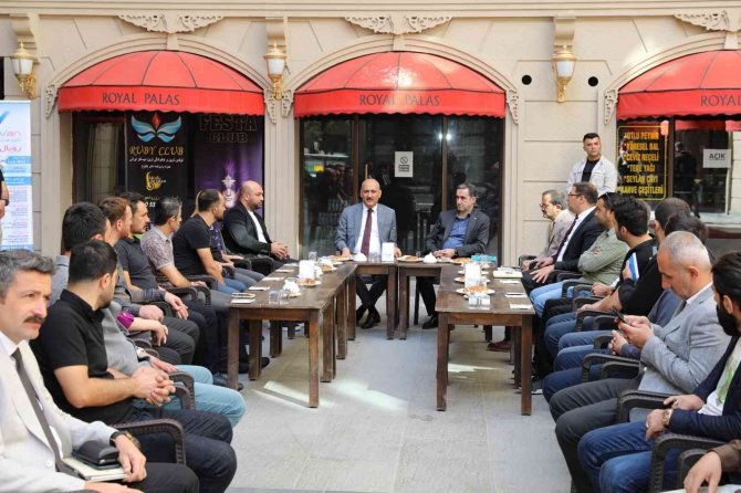 Başkan Vekili Aydın’dan Esnaf Ziyareti