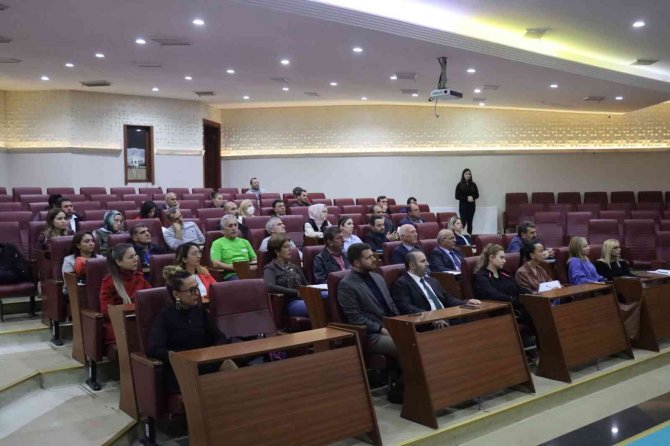 Yalova Belediyesi’nde İ̇klim Çalıştayı Yapıldı
