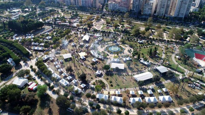 Adana’da Lezzet Festivali Heyecanı Sürüyor
