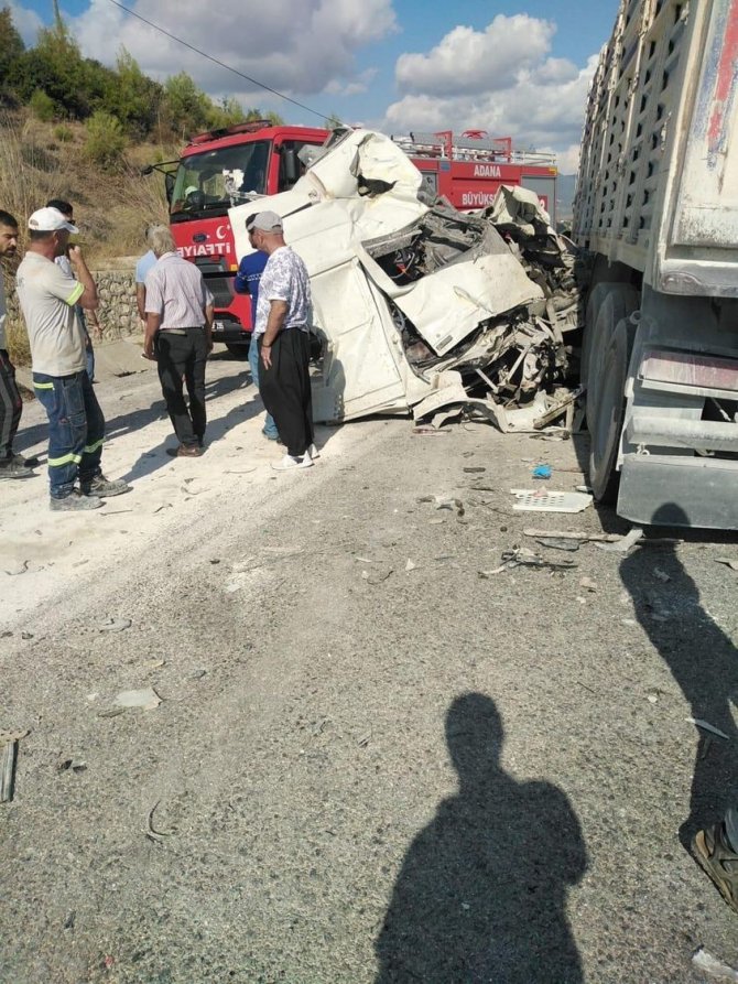 Adana’da Trafik Kazası: 3 Ölü