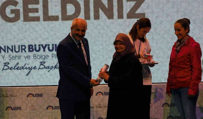 Ak Parti Genel Başkanvekili Numan Kurtulmuş: “Bu Yüzyıl Dünyanın Her Tarafında Türkiye Yüzyılı Olarak Anılacak”