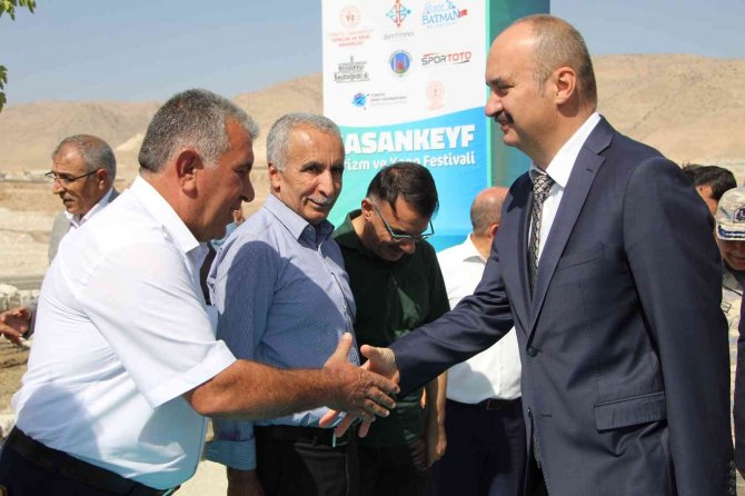 Batman’da Hasankeyf Turizm Ve Deniz Kanosu Festivali Başladı