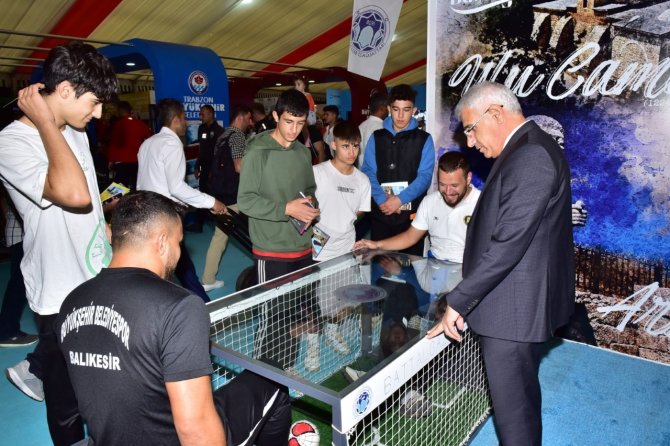 Battalgazi Belediyesi Standına Yoğun İlgi