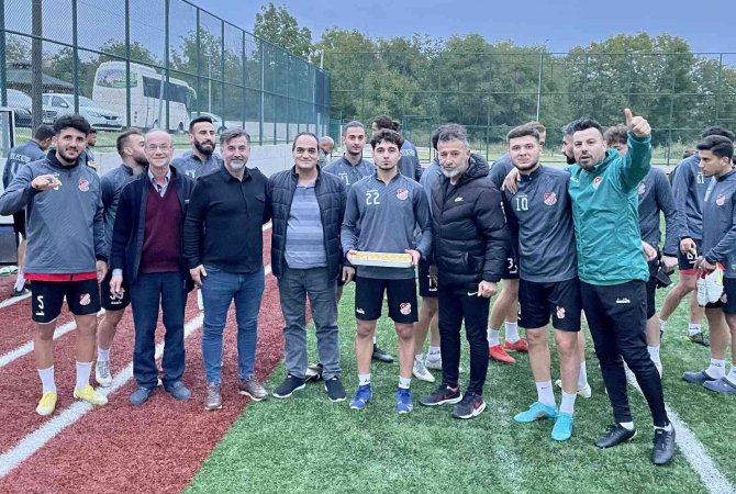 Bilecik 1969 Spor Kulübü Zorlu İ̇stanbul Deplasmanı Öncesi Son Antrenmanına Çıktı