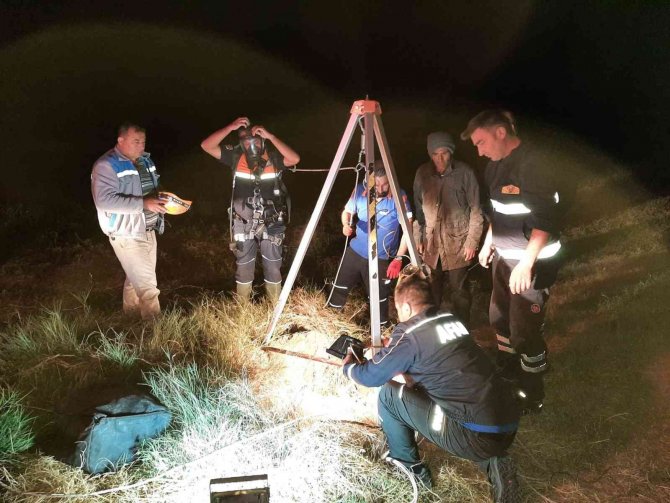 Kuyuya Düşen Koyunu Afad Ekibi Kurtardı