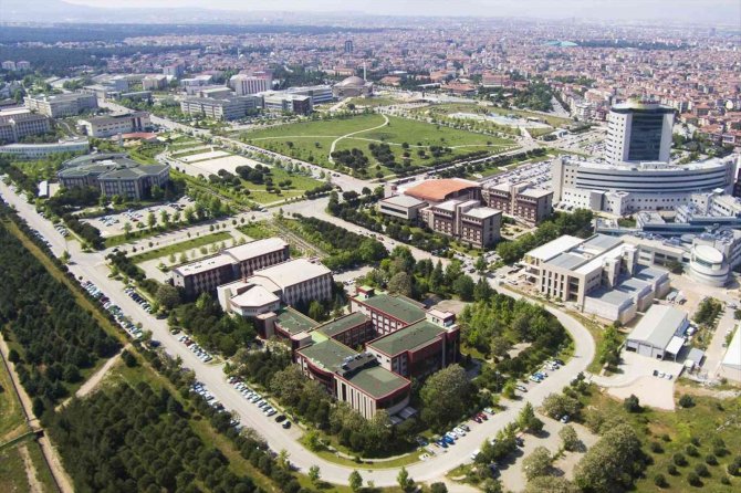 Ege Bölgesi Kariyer Fuarı’na 2023’te Paü Ev Sahipliği Yapacak