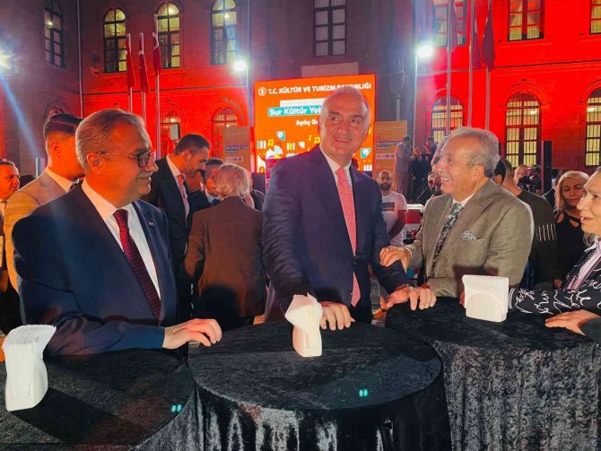 Bakan Ersoy: “Yüzlerce Etkinlik Vatandaşlarla Buluşacak”