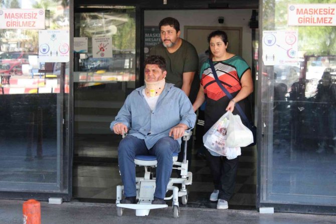 İ̇zmir’de Doktora Sopalı Saldırı