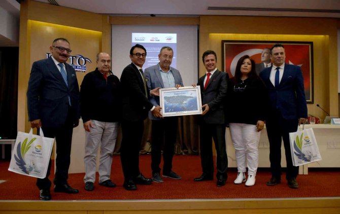 Rus Ve Türk Yatırımcı Temsilcileri Kuşadası’nda Buluştu